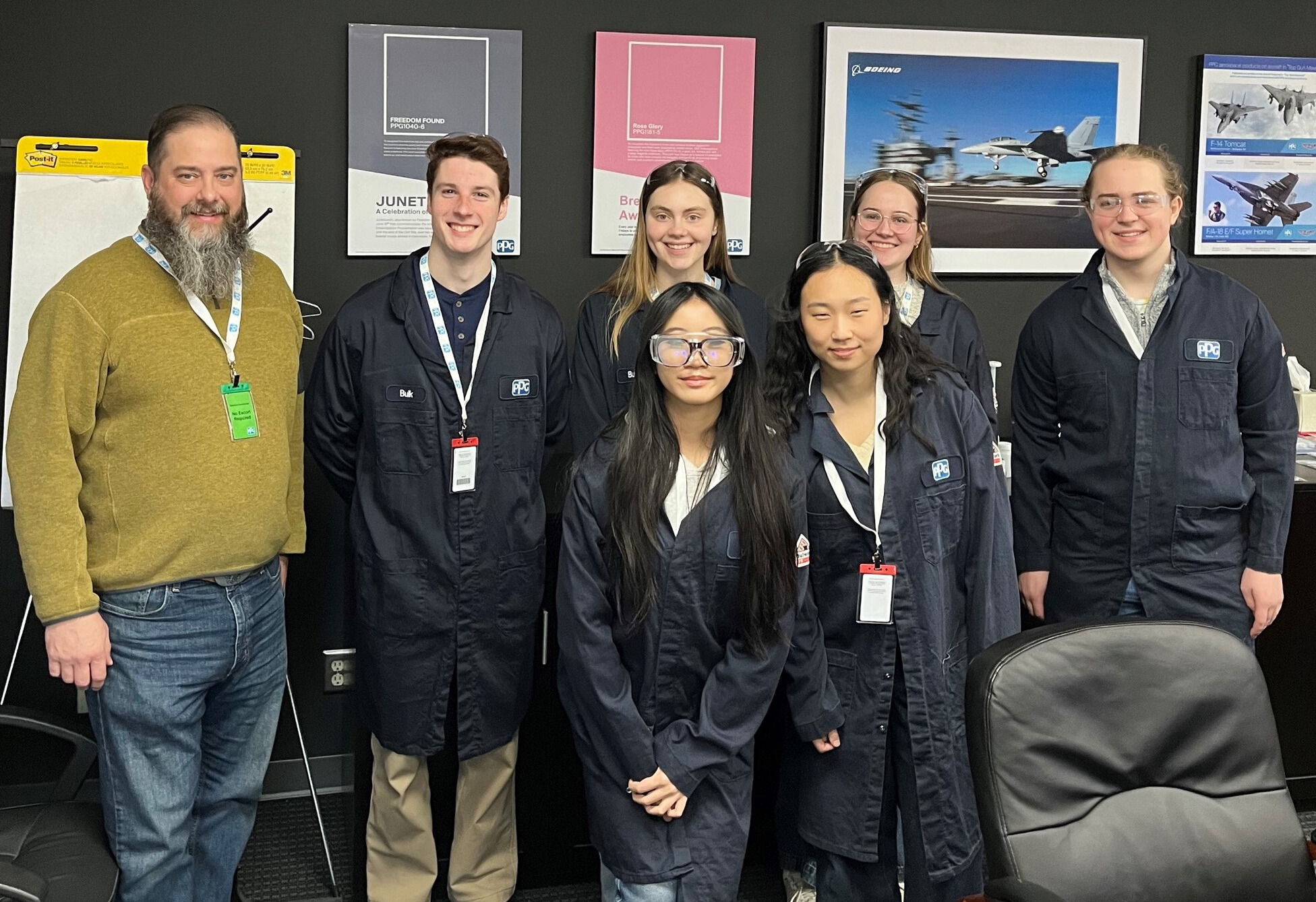 Group of 11 students, faculty, and sponsor mentors.